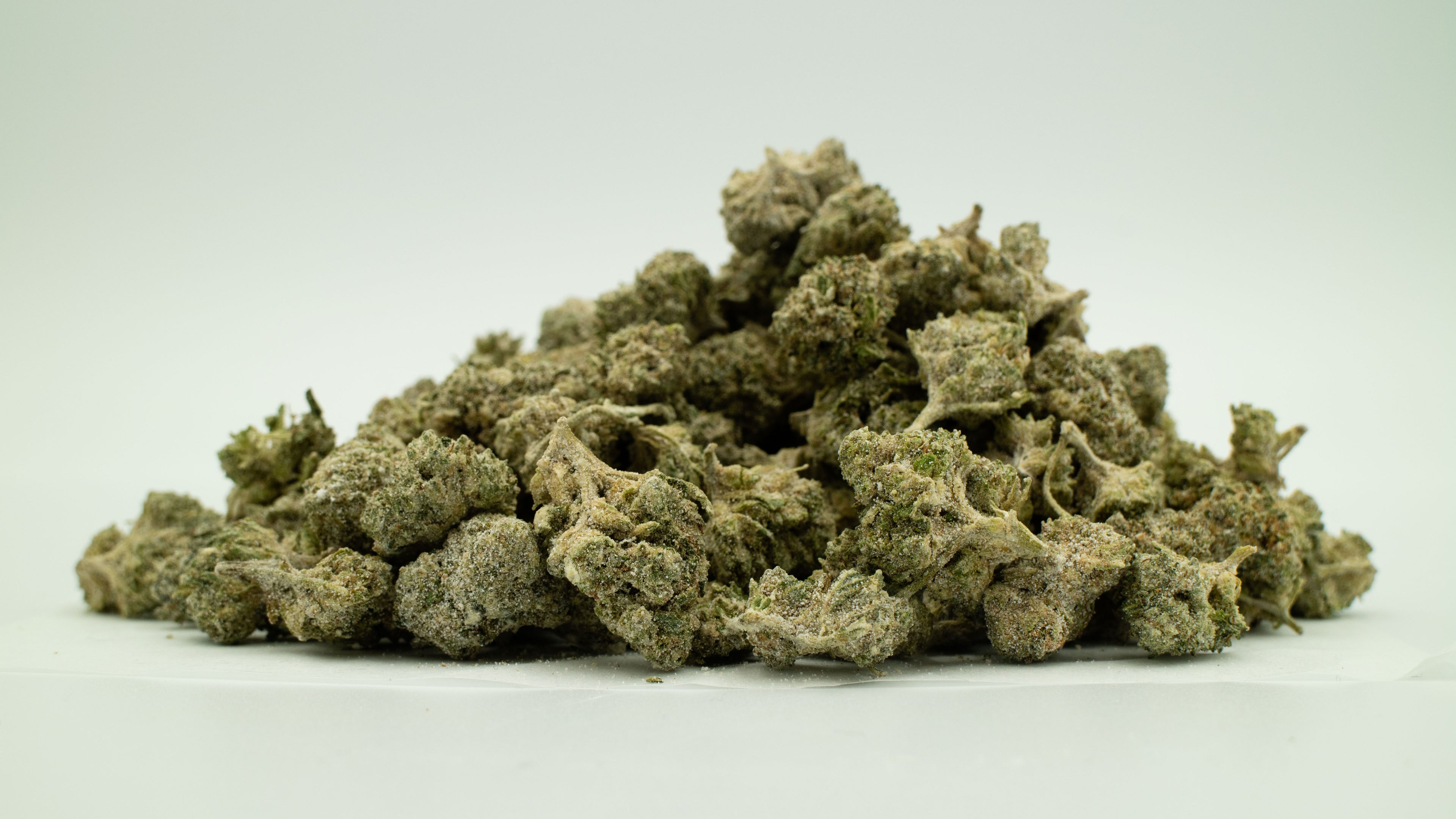 THCA FLOWER – OG KUSH POPCORN (COATED) 20%